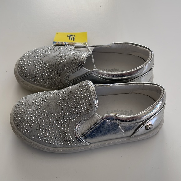 Naturino express NWT silver toddler shoes - Picture 2 of 6